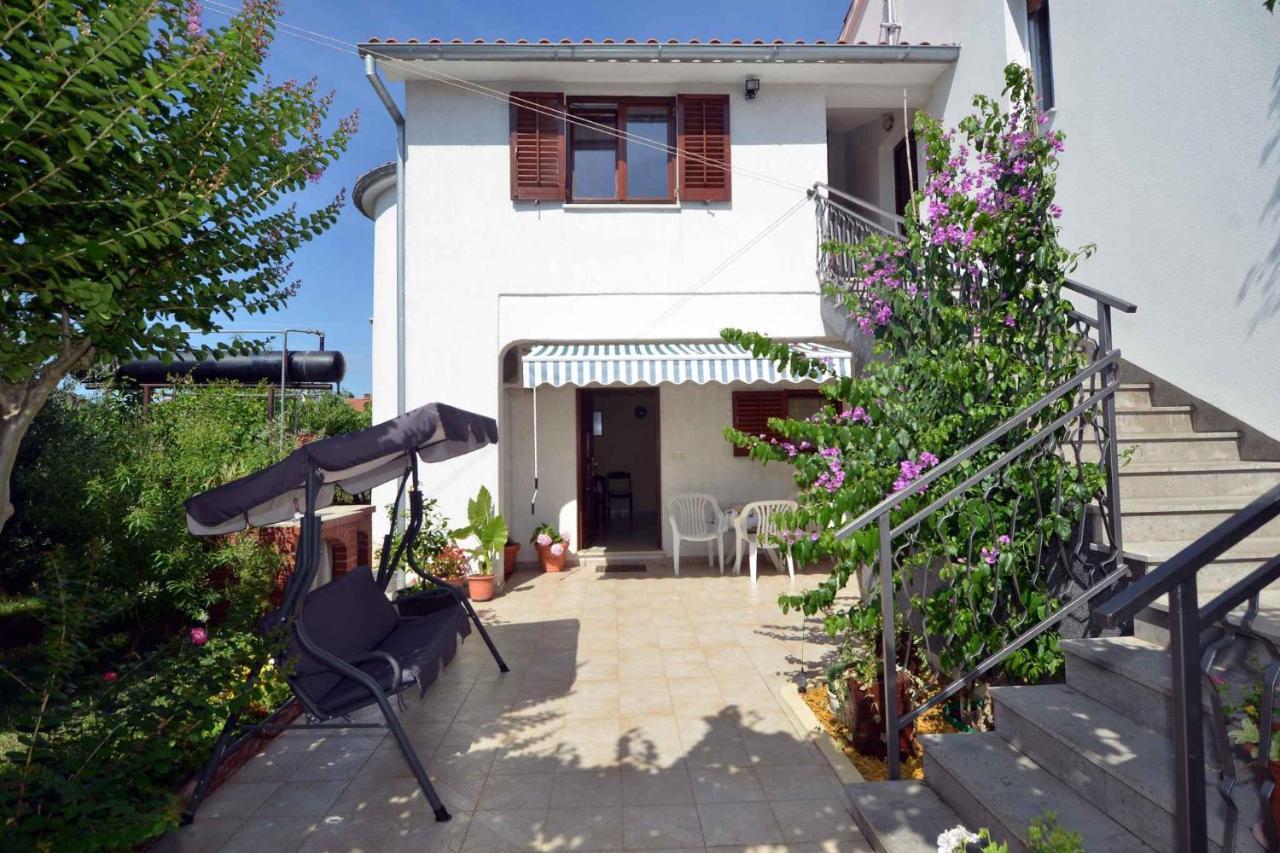 Holiday Home Eufemia-1 By Interhome Пула Экстерьер фото