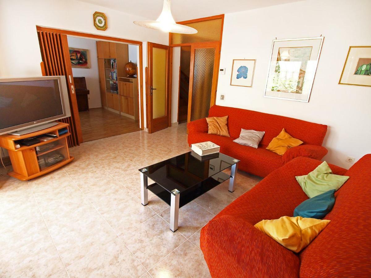 Holiday Home Eufemia-1 By Interhome Пула Экстерьер фото