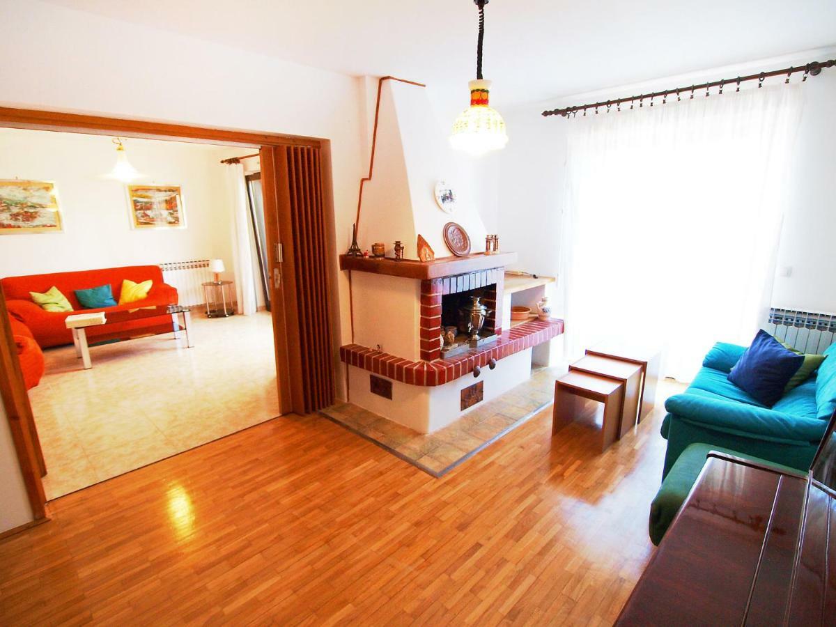 Holiday Home Eufemia-1 By Interhome Пула Экстерьер фото